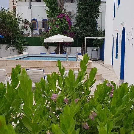 מלון Hotel Kaptan