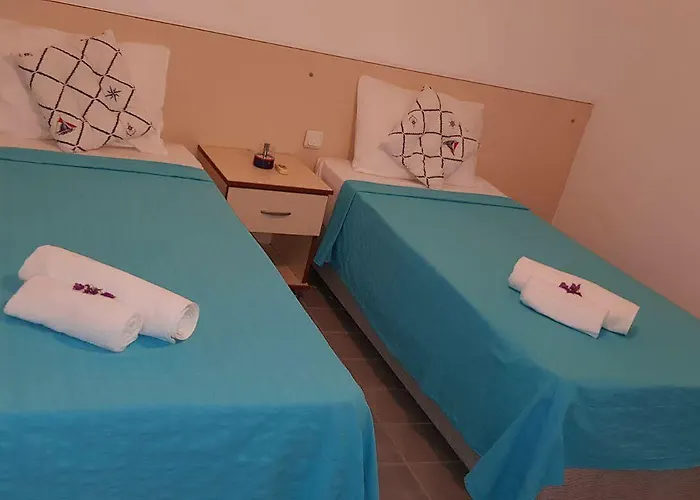 מלון Hotel Kaptan 2*